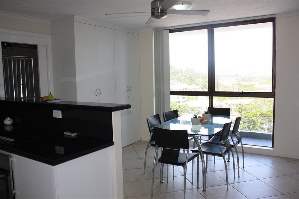Burleigh Gardens North Hi-Rise Holiday Apartments Гоулд Коуст Екстериор снимка