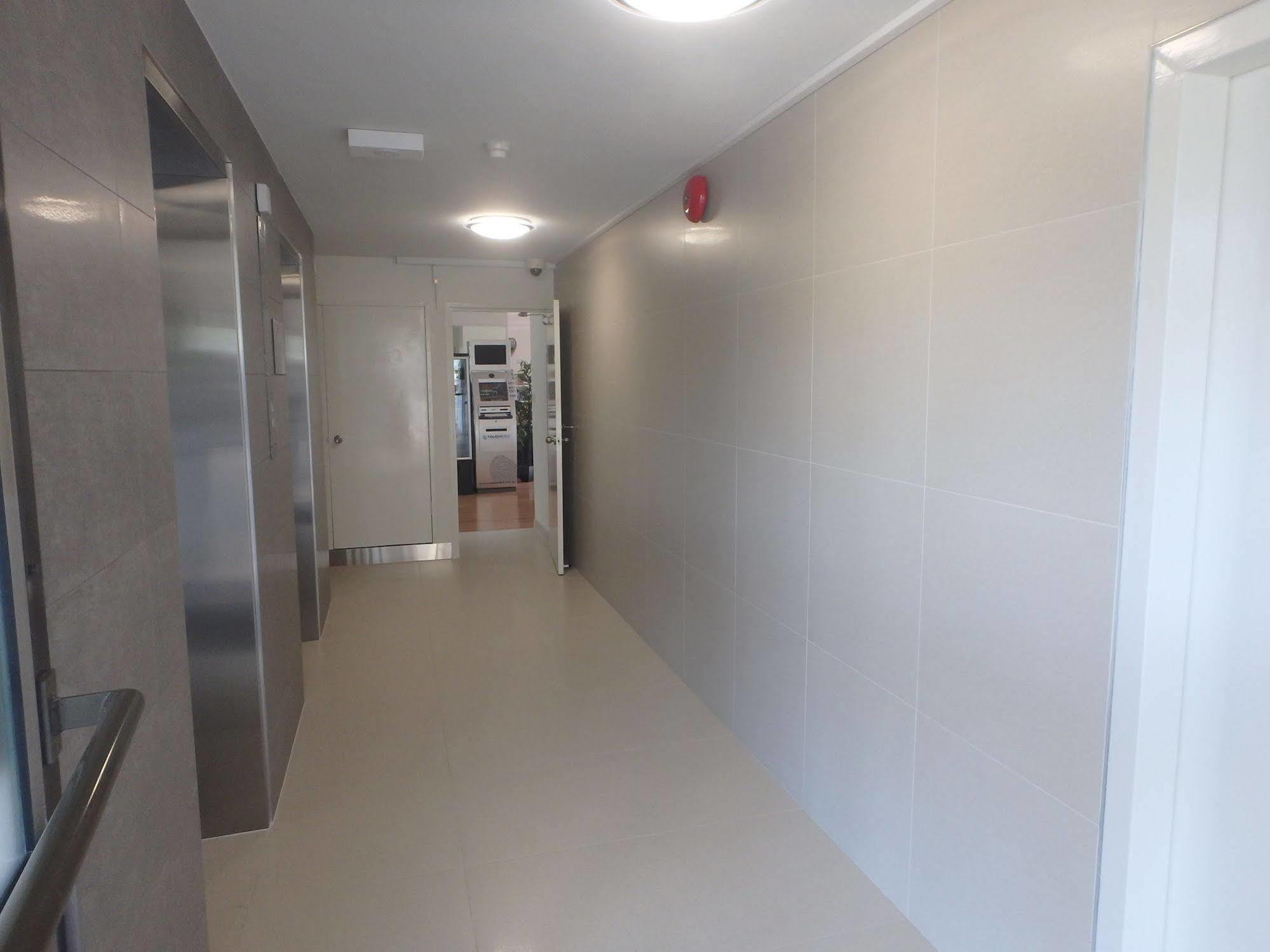 Burleigh Gardens North Hi-Rise Holiday Apartments Гоулд Коуст Екстериор снимка