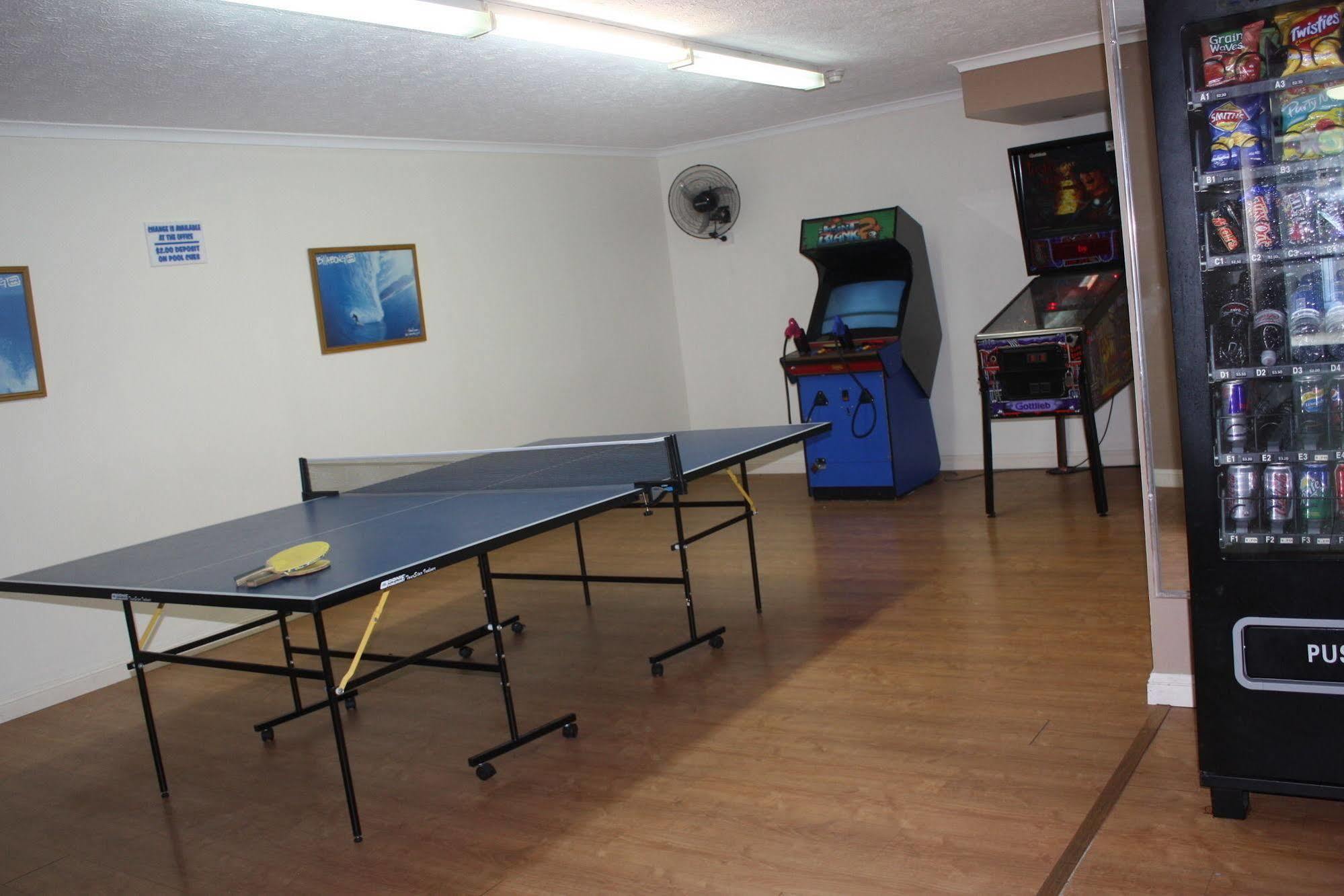 Burleigh Gardens North Hi-Rise Holiday Apartments Гоулд Коуст Екстериор снимка
