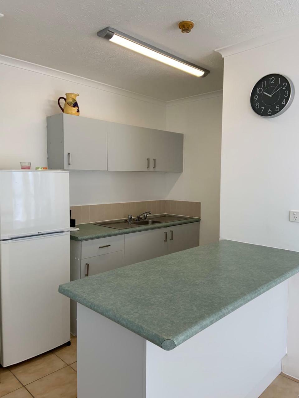 Burleigh Gardens North Hi-Rise Holiday Apartments Гоулд Коуст Екстериор снимка